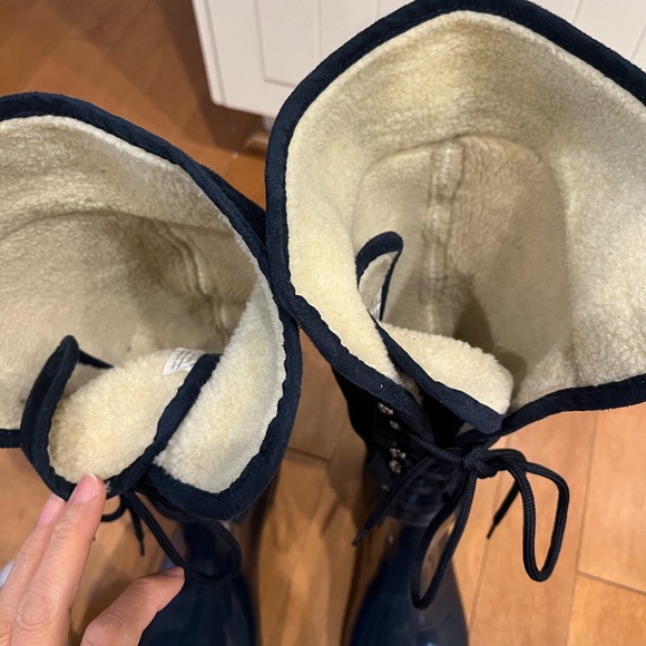 🎊closet closing. Beautiful elegant looking Pajar boots, great new condition - Picture 7 of 10